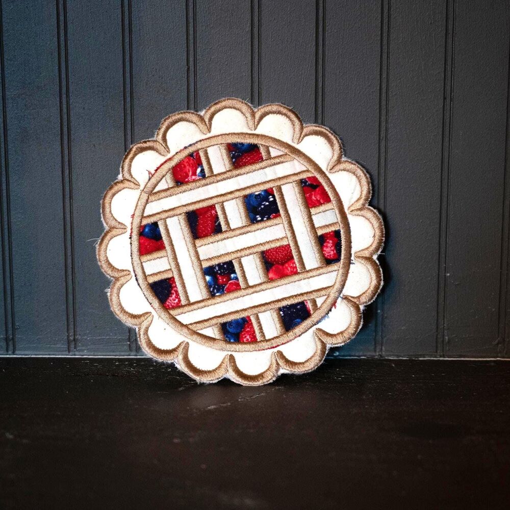 Handmade Mixed Berry Pie Trivet